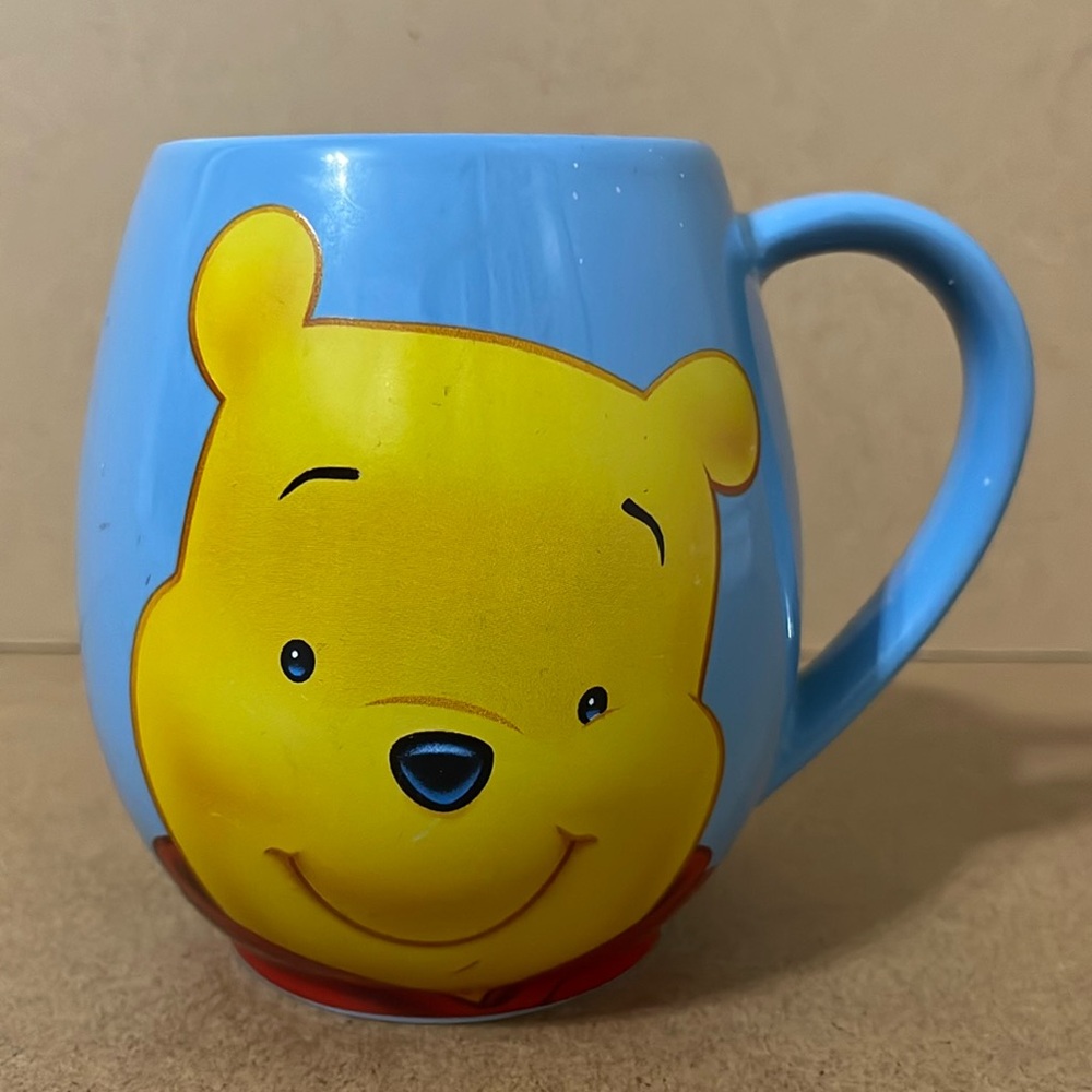 Winnie the Pooh Mug ⬇️